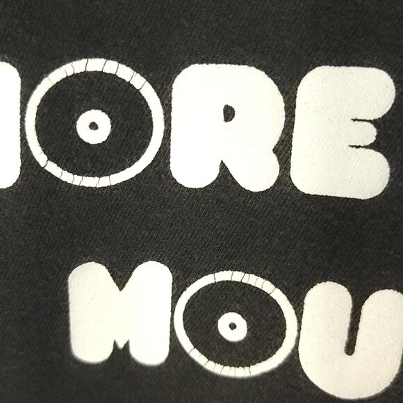 Vtg Hooters Myrtle Beach SC Graphic T-Shirt Men's Large Black Distressed USA - Picture 12 of 14